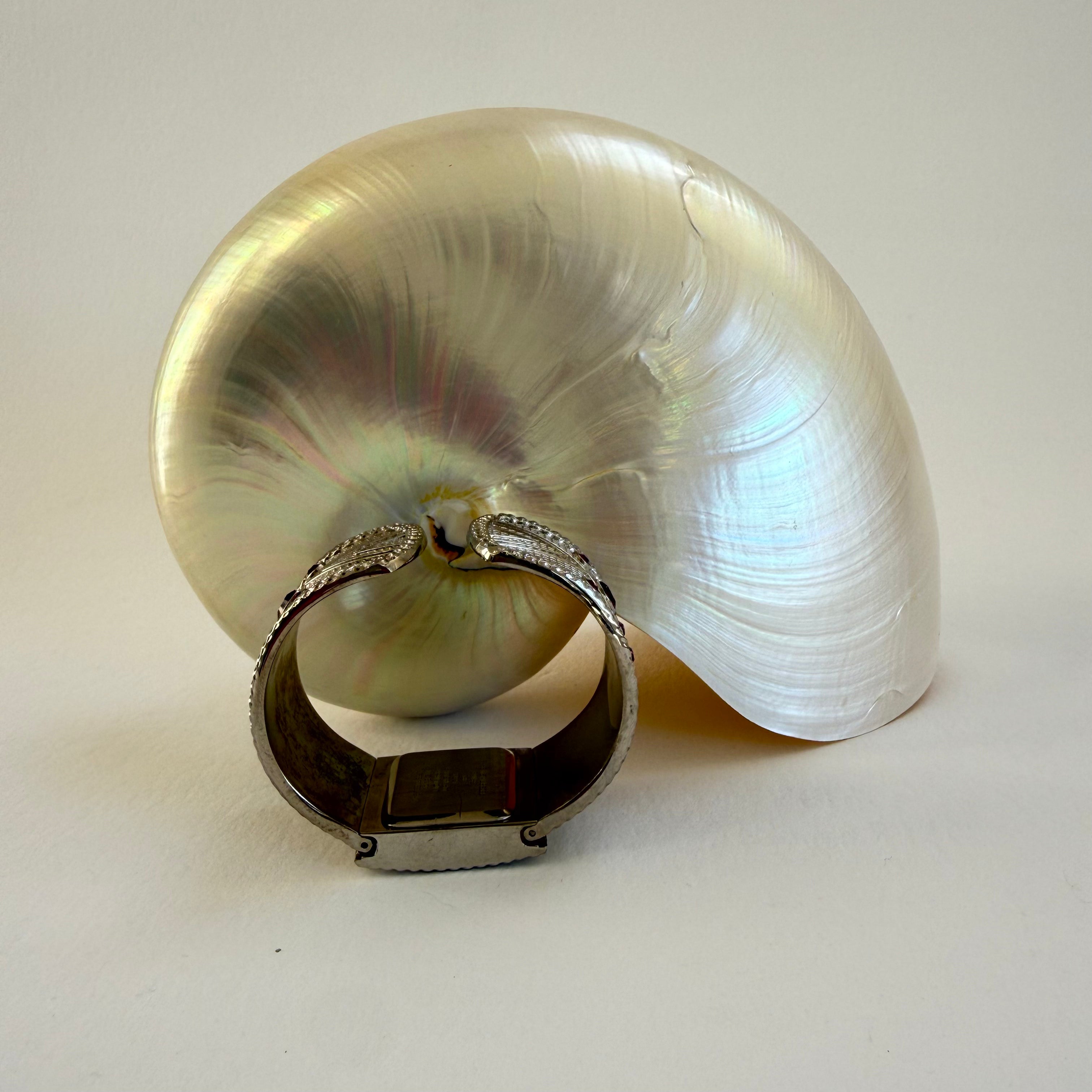 SILVER STONE CUFF WRIST WATCH