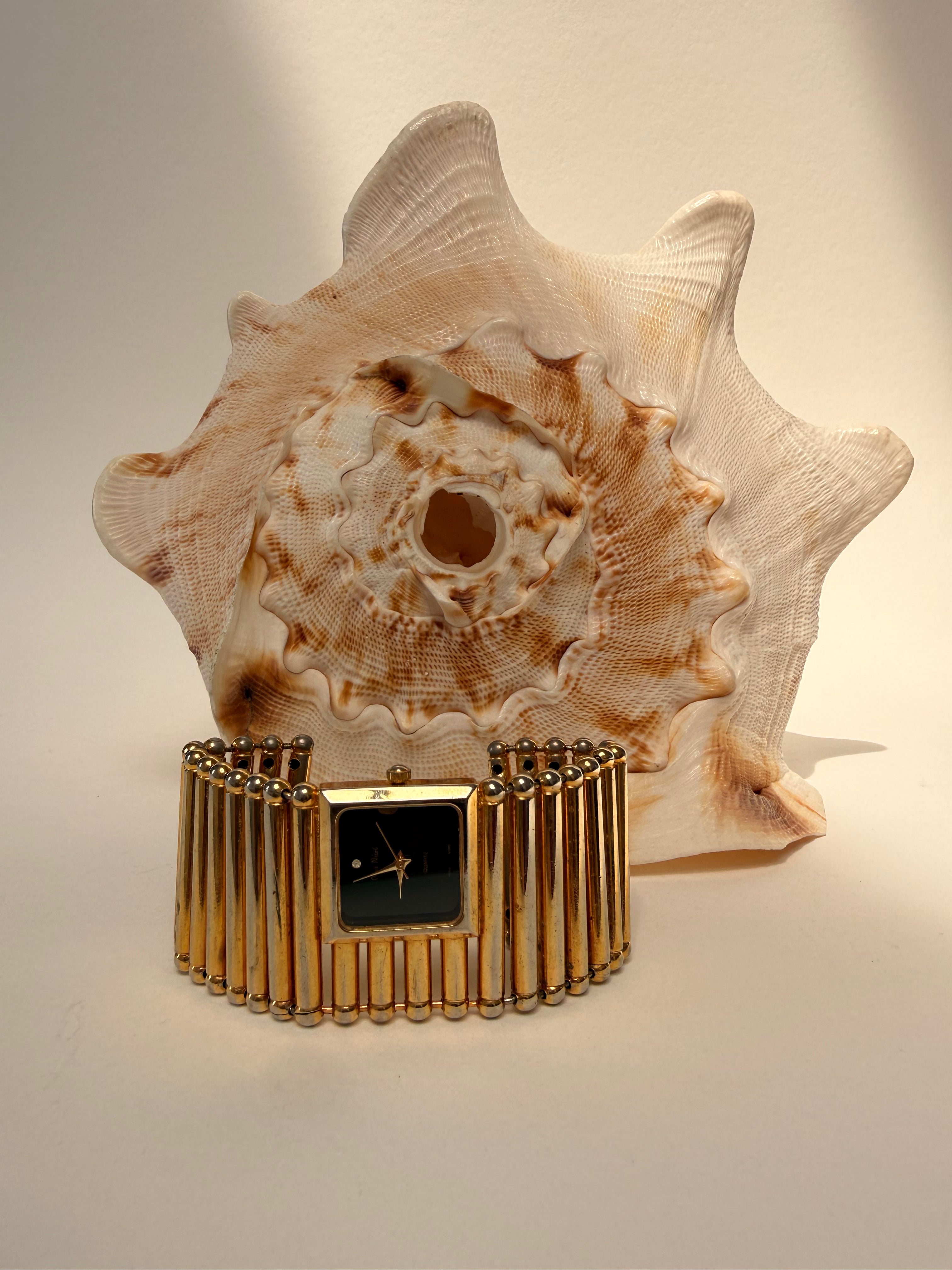 GOLD VINTAGE BAR BAND CUFF BRACELET WATCH